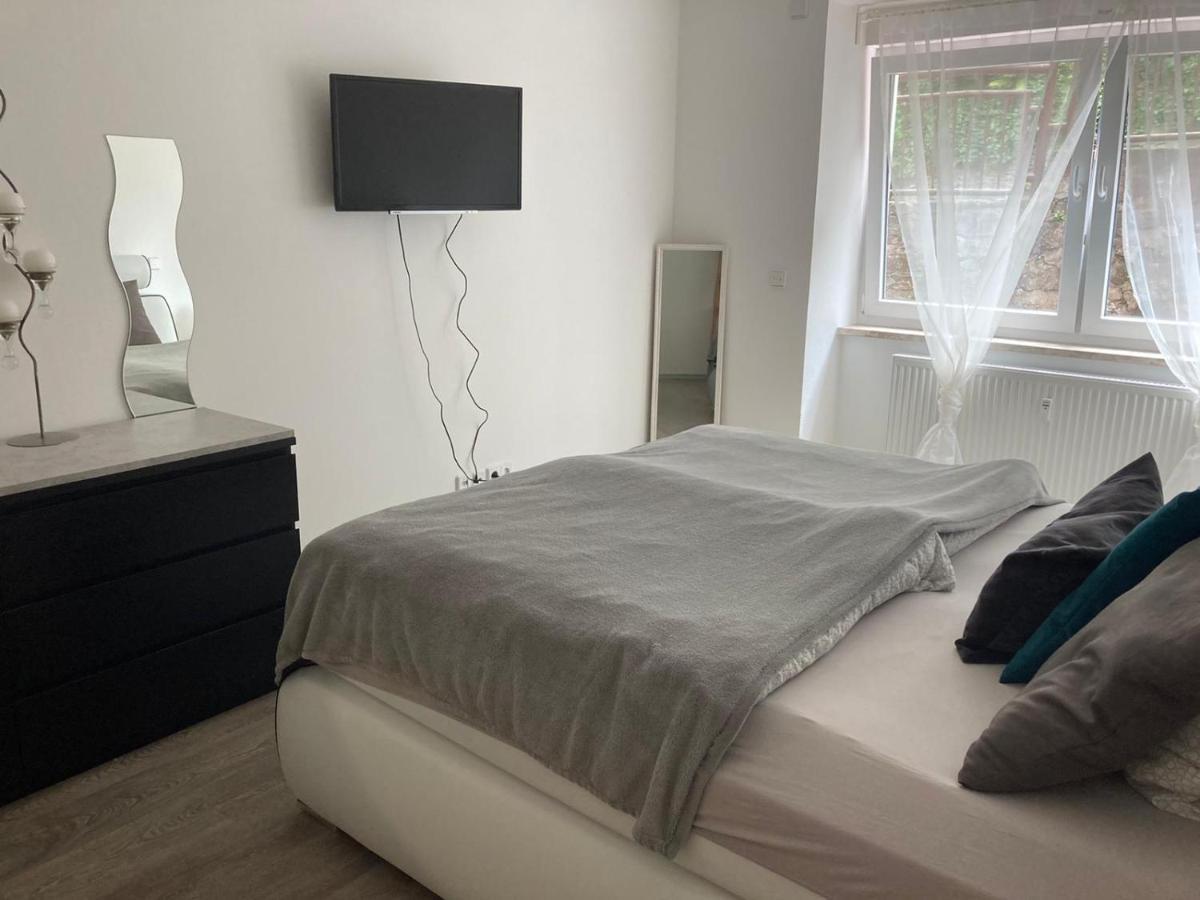 Ferienwohnung Zschopau Fuer Sie Vollausgestattet Mit Boxspringbett Netflix Uvm Exterior foto